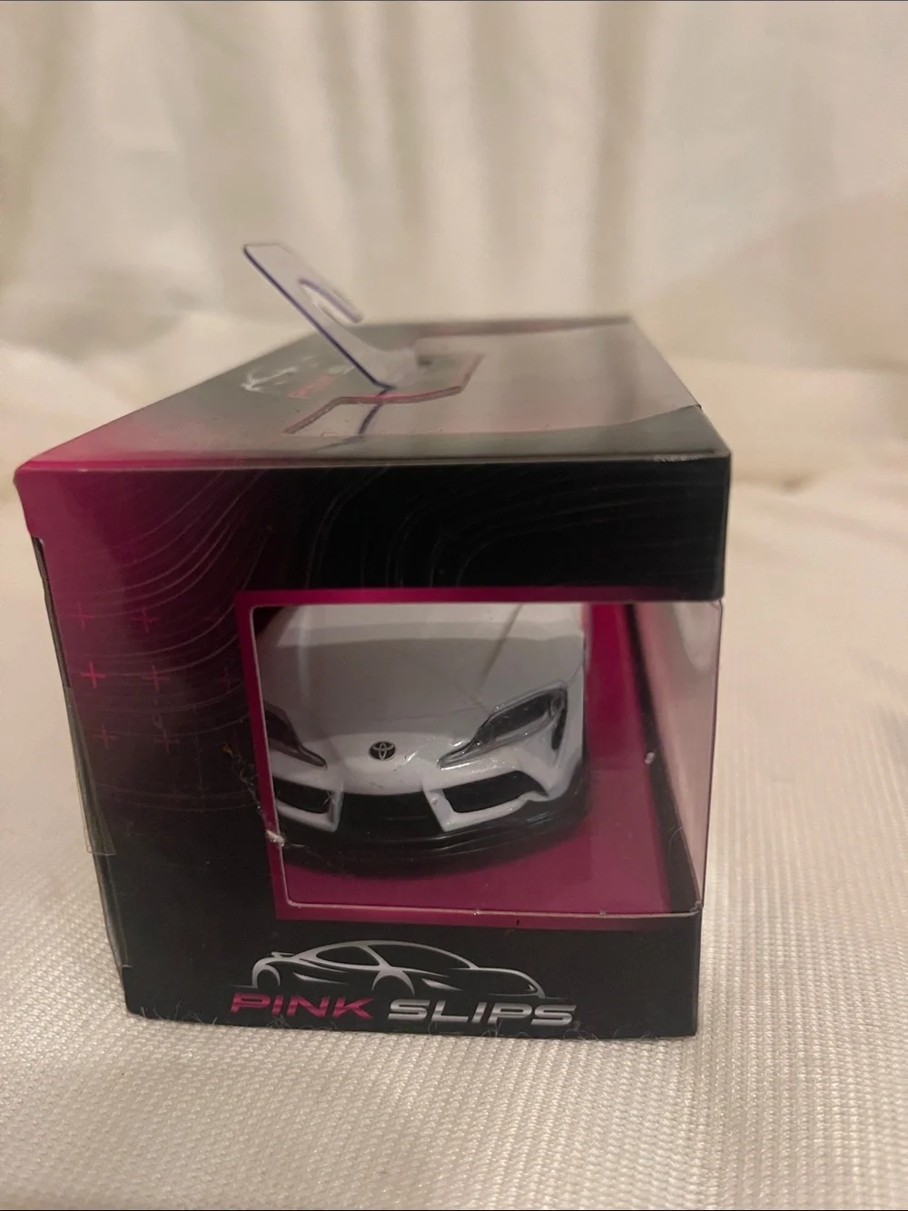Jada Pink Slips 2020 Toyota Supra 1:32 Die-Cast Car White/Pink NIB